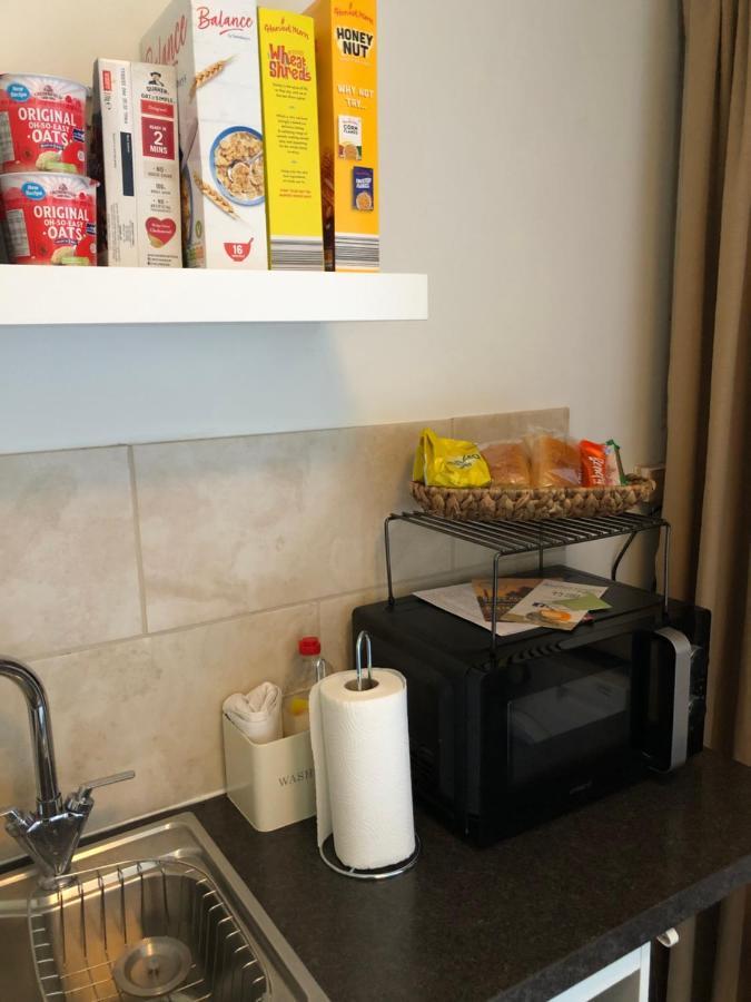 Bed and Breakfast The Copper Coin Winford Екстер'єр фото