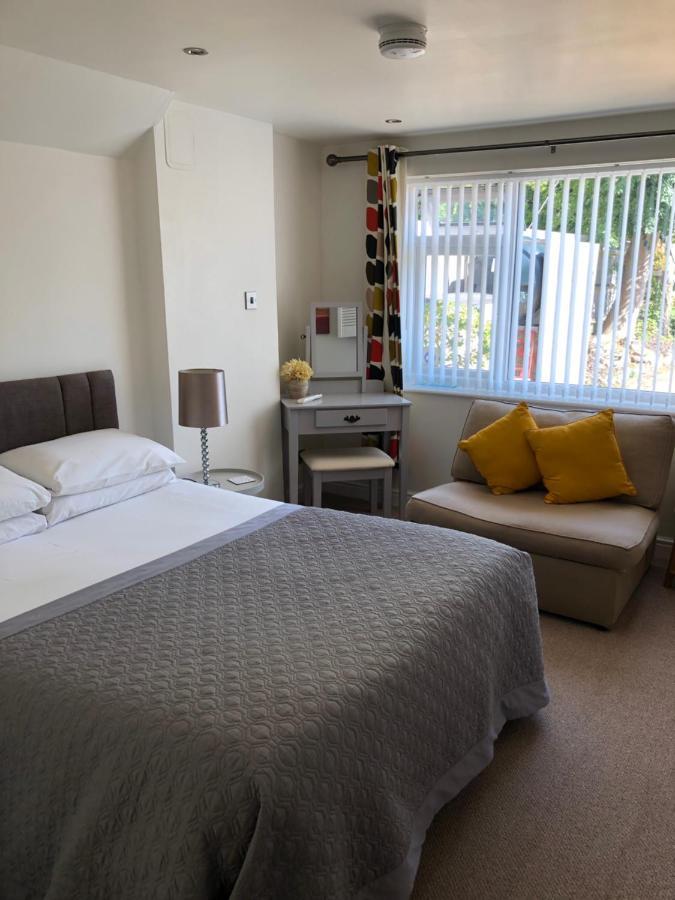 Bed and Breakfast The Copper Coin Winford Екстер'єр фото